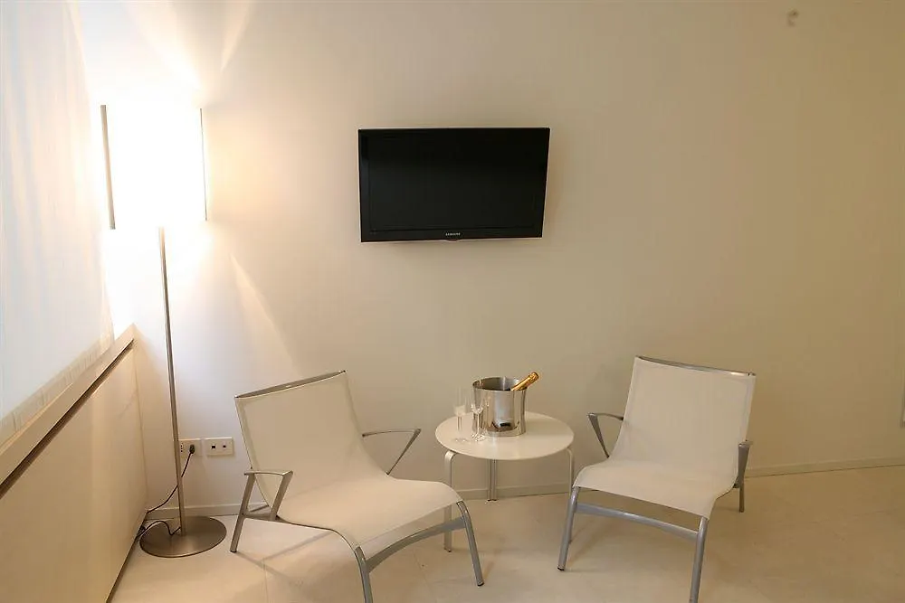 ***** Hotel Hôtel The Place à Milan Italie
